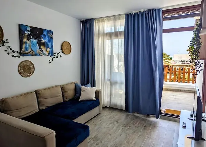 Charming Flat In Molinos With Terrace & Pools, Near Playa Bastian *