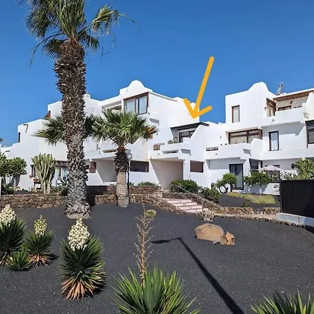 Charming Flat In Molinos With Terrace & Pools, Near Playa Bastian Apartment