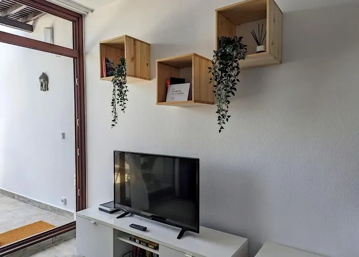 Daire Charming Flat In Molinos With Terrace & Pools, Near Playa Bastian *