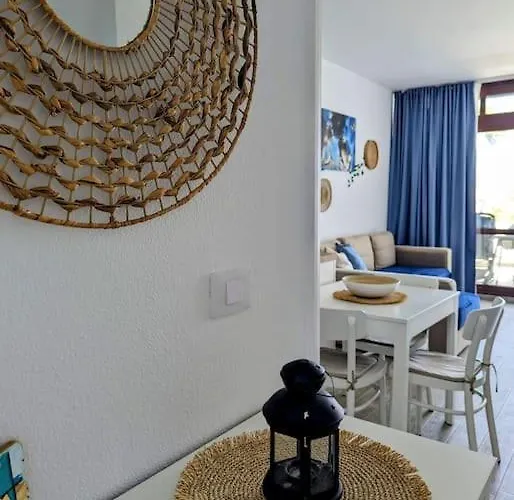 Charming Flat In Molinos With Terrace & Pools, Near Playa Bastian *