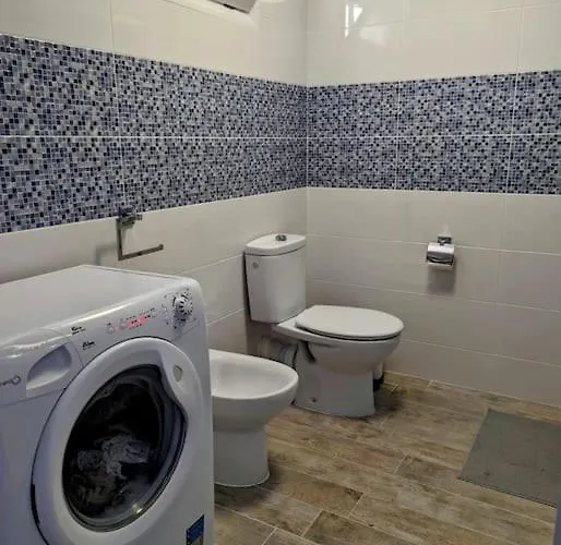 Charming Flat In Molinos With Terrace & Pools, Near Playa Bastian