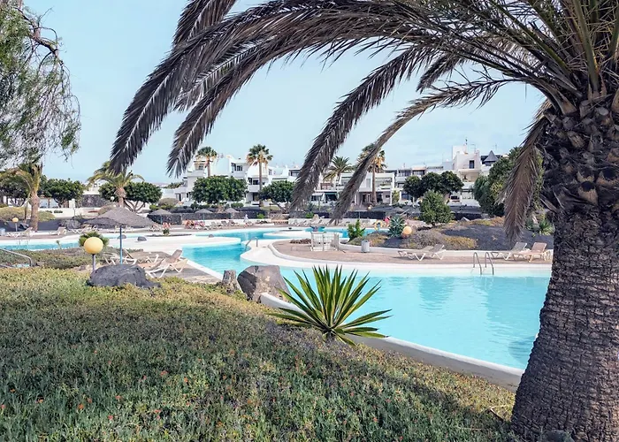 Charming Flat In Molinos With Terrace & Pools, Near Playa Bastian Lejlighed